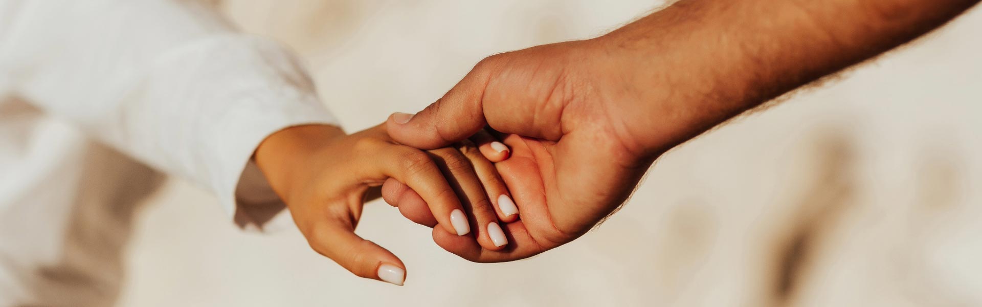 Essential Oils for Fertility: Can They Boost Your Chances of Conception? - Elliotti